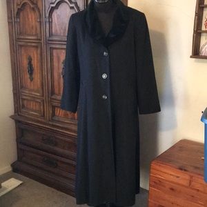 Kristen Blake Black and Velvet Merino Wool Full Length Dress Coat